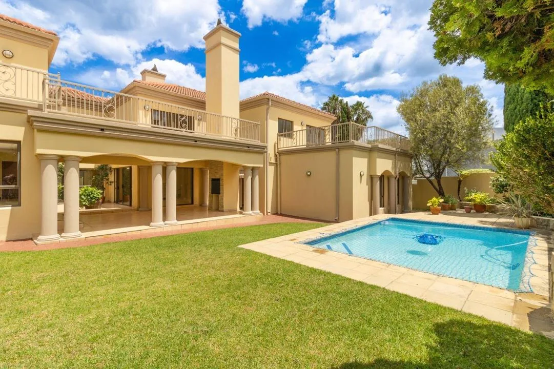 7 Bedroom House to rent in Dainfern Golf Estate