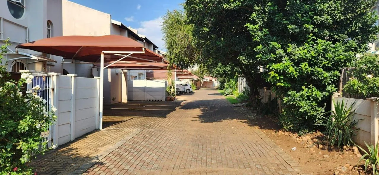3 Bedroom Apartment / flat for sale in Ifafi