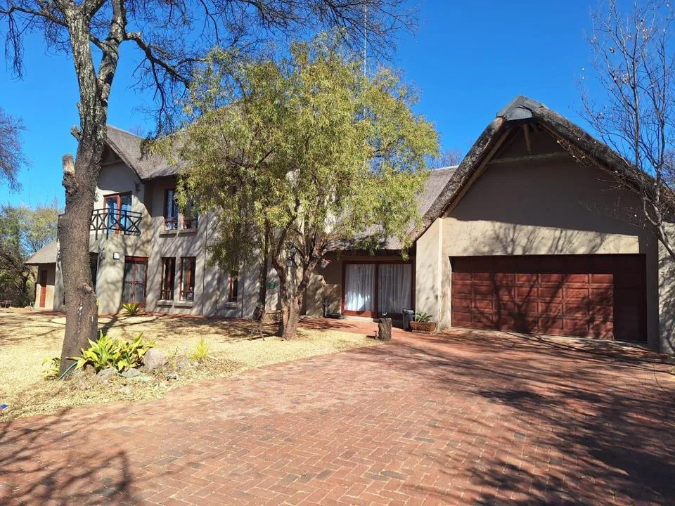 4 Bedroom House for sale in Vaal de Grace Nature Estate