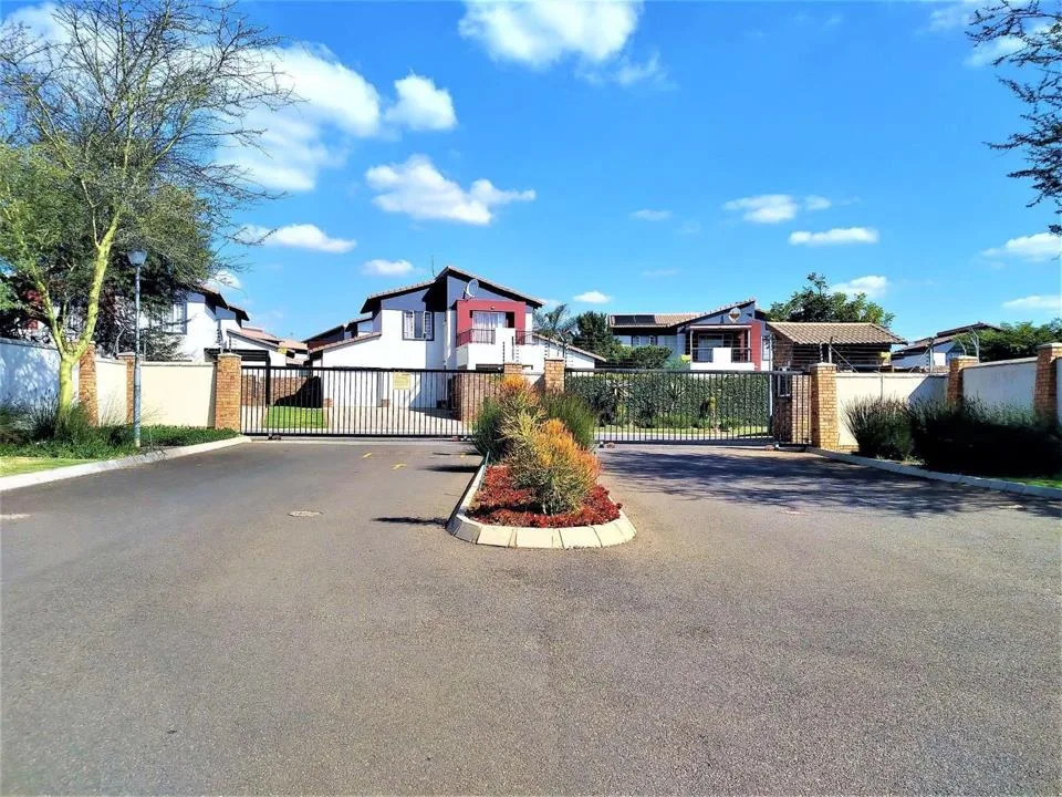 3 Bedroom Townhouse to rent in Hazeldean