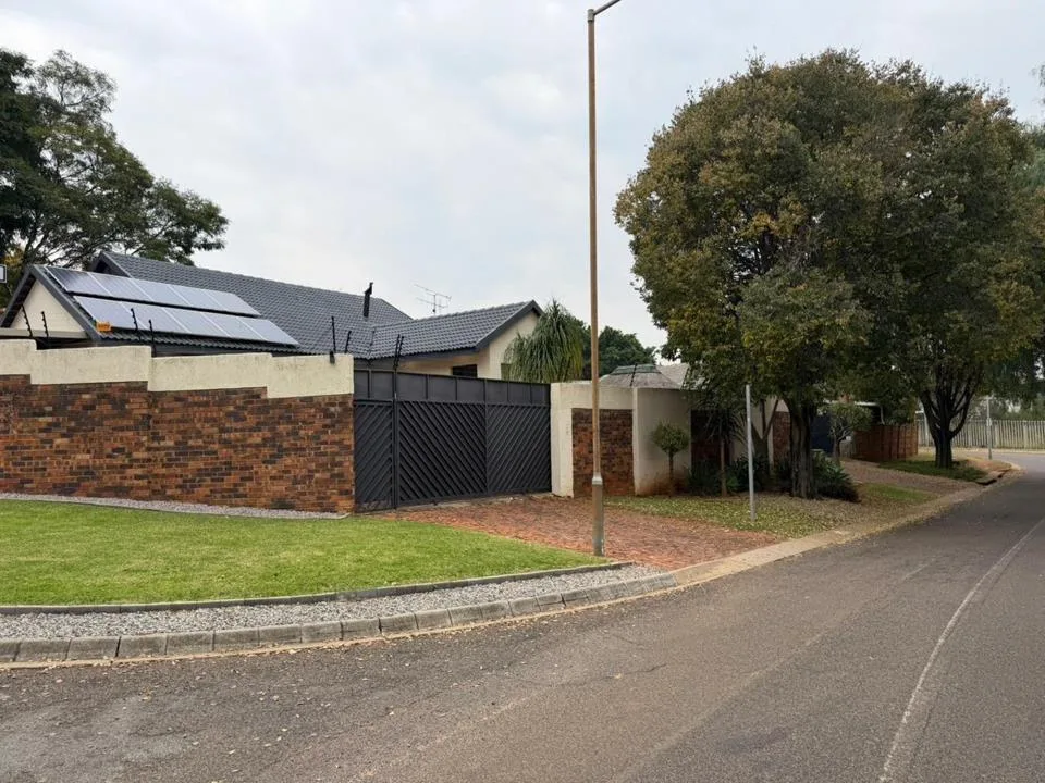 3 Bedroom House to rent in Moreleta Park