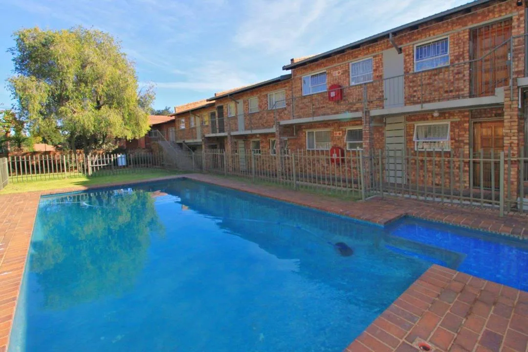 2 Bedroom Apartment / flat to rent in Randburg Central