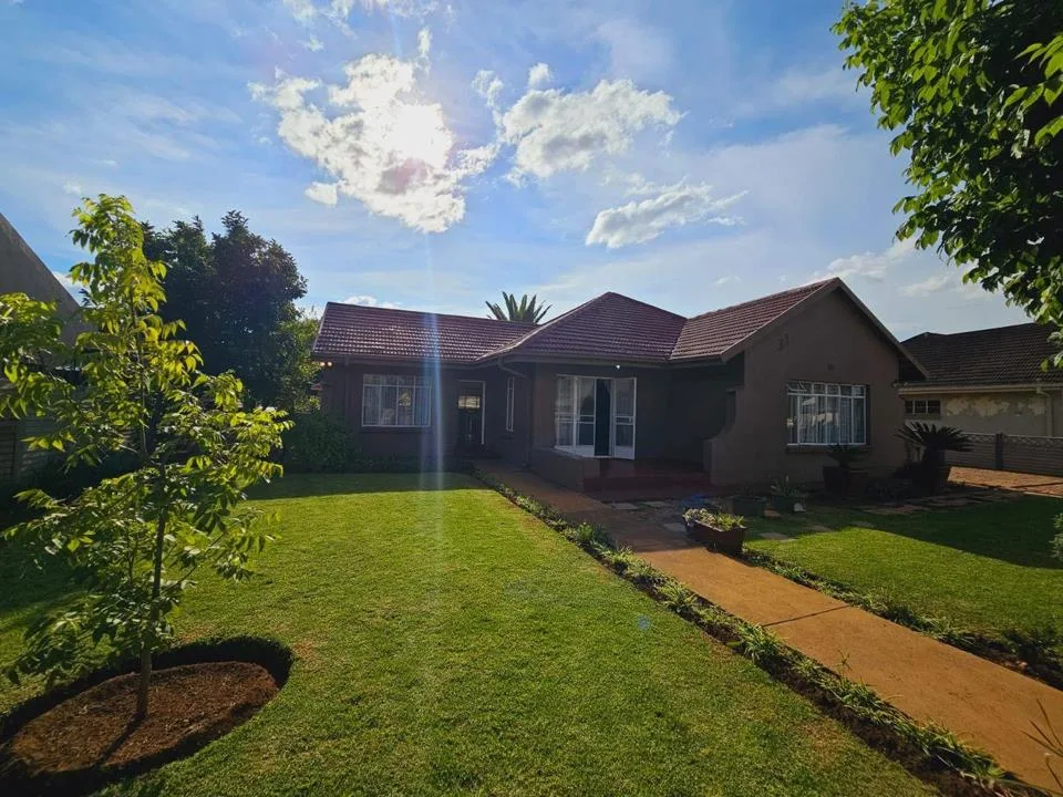 3 Bedroom House for sale in Potchefstroom Central