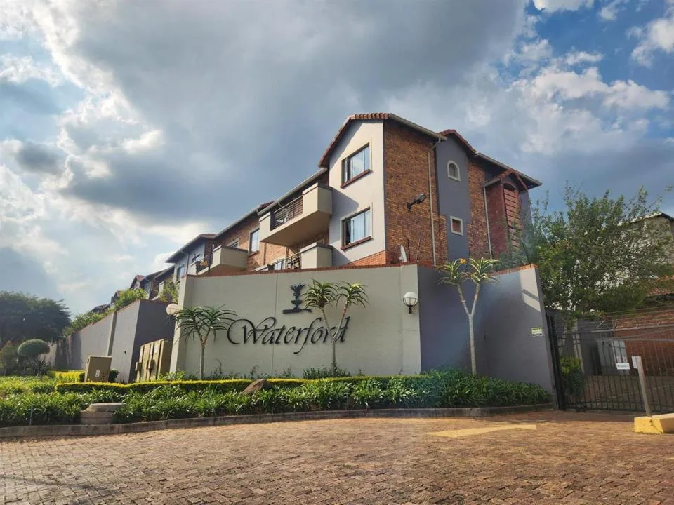 3 Bedroom Apartment / flat to rent in Halfway Gardens