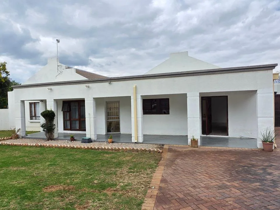 2 Bedroom House to rent in Fourways