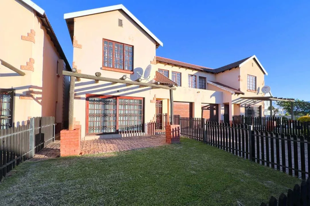 3 Bedroom Townhouse to rent in Montana