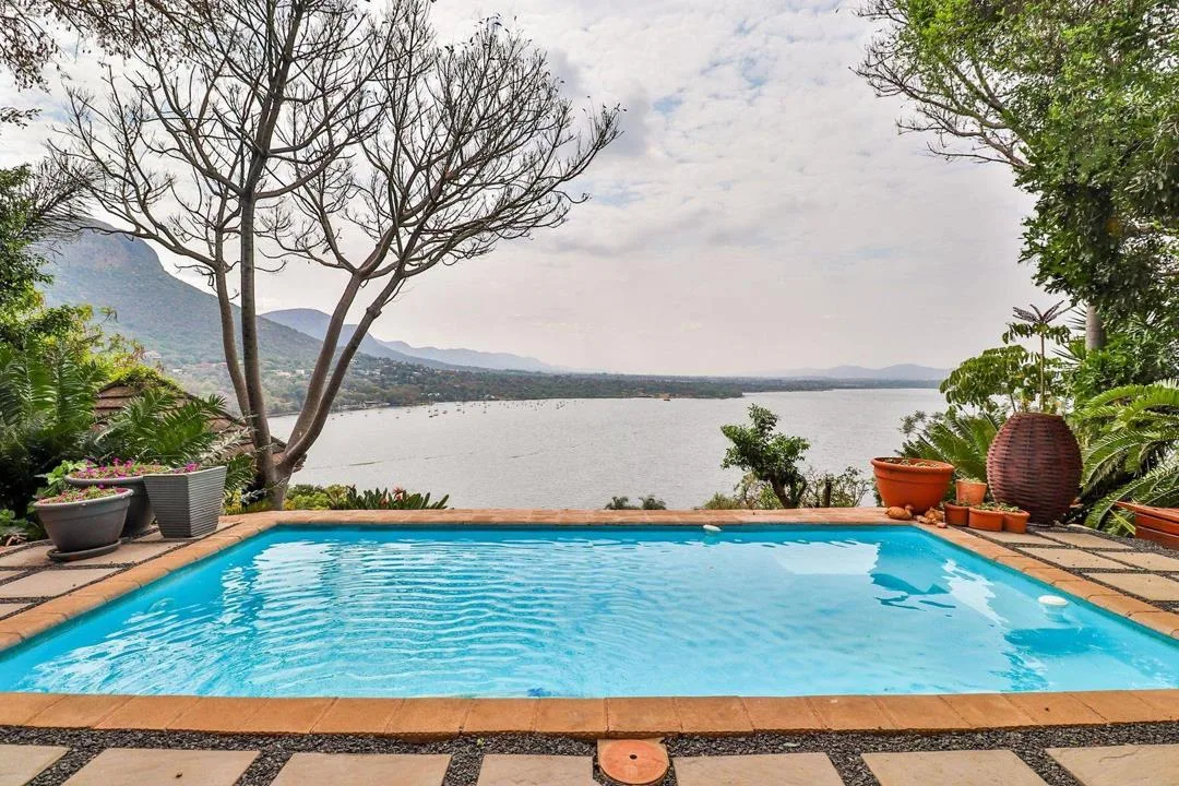 3 Bedroom House for sale in Kosmos