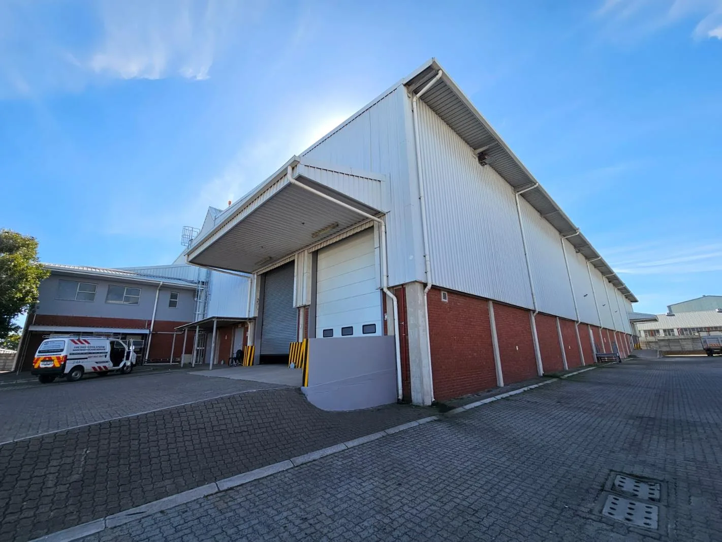 3 450 m² Industrial space in Epping Industrial