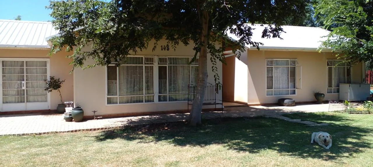 3 Bedroom House for sale in Stella