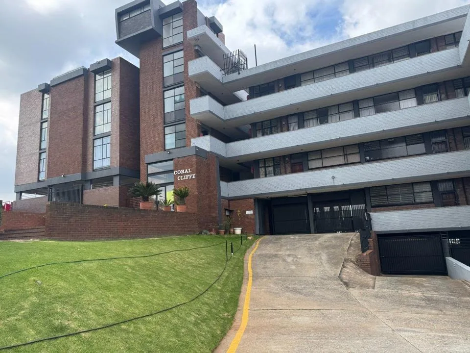 2 Bedroom Townhouse to rent in Honeyhills
