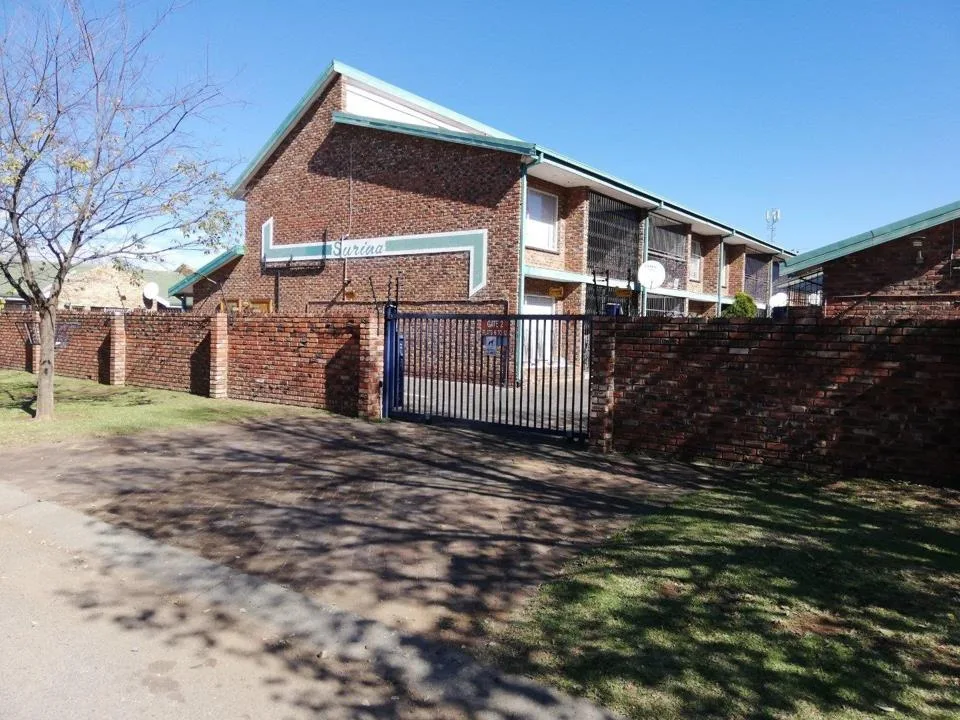 3 Bedroom Apartment / flat for sale in Miederpark