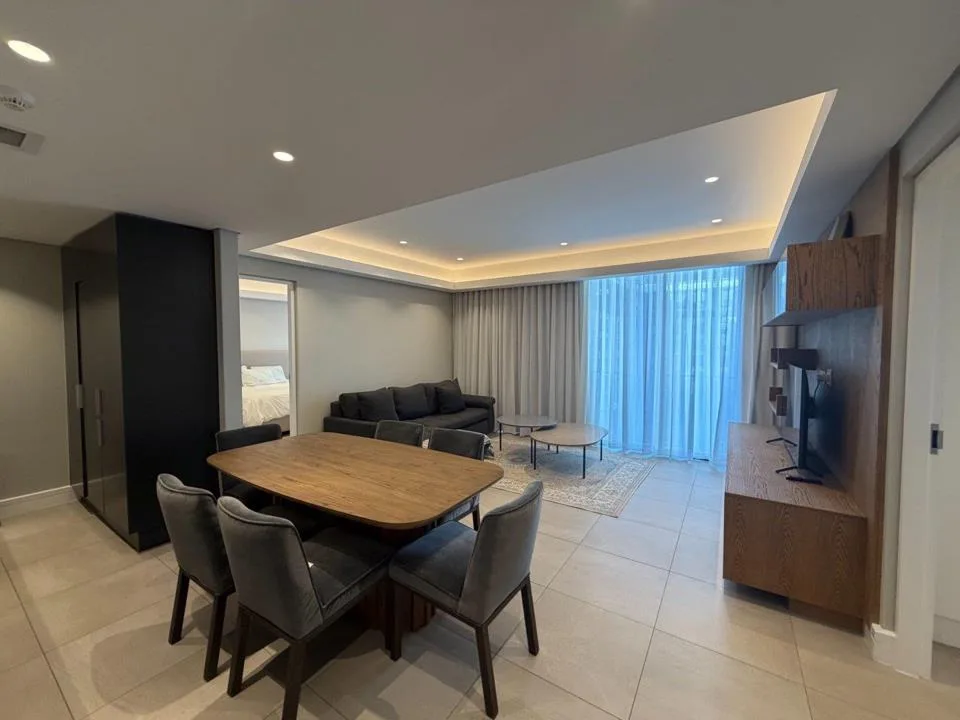 2 Bedroom Apartment / flat to rent in Melrose