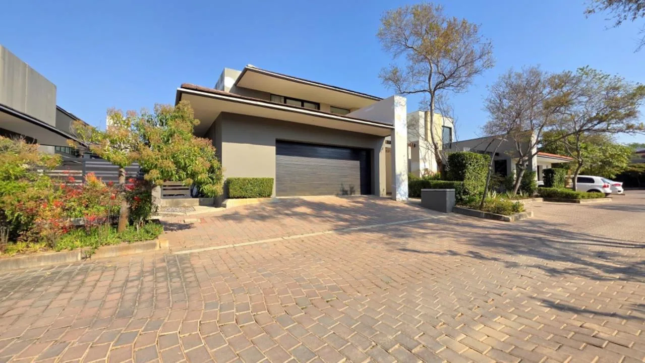 3 Bedroom House to rent in Lombardy Estate