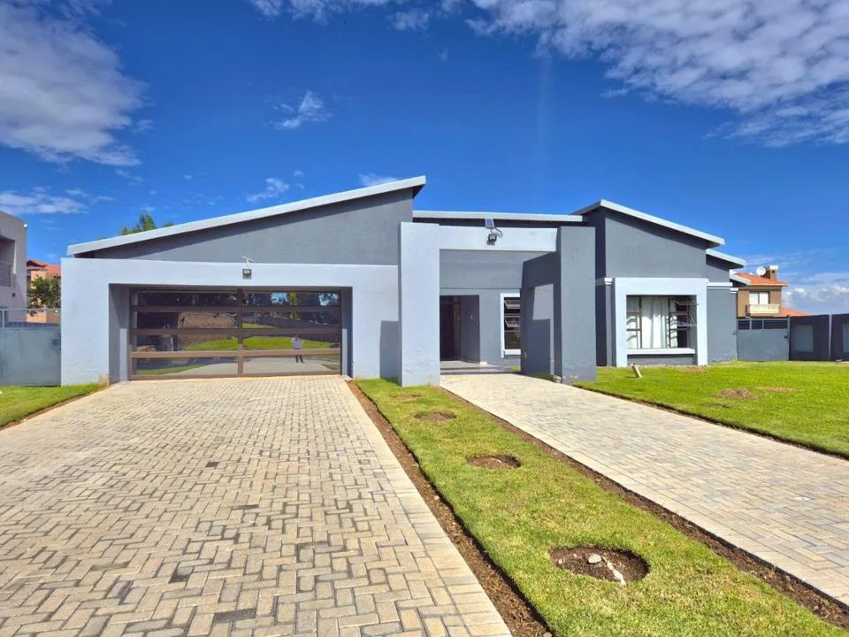3 Bedroom House to rent in Helderwyk