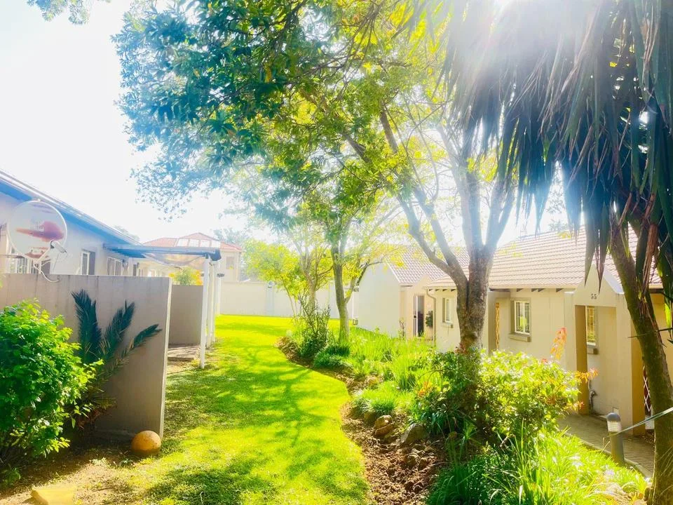 2 Bedroom House to rent in Greenstone Hill