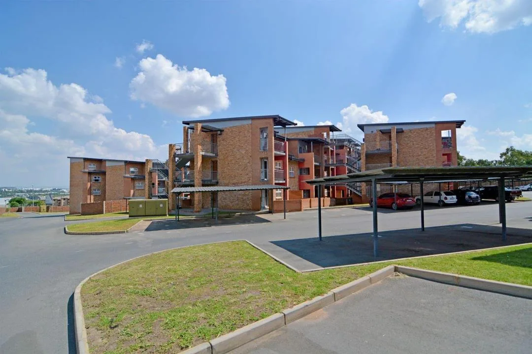 2 Bedroom Apartment / flat to rent in Carlswald