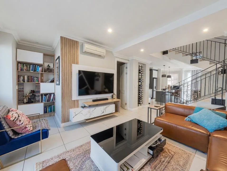 3 Bedroom Townhouse to rent in Bryanston