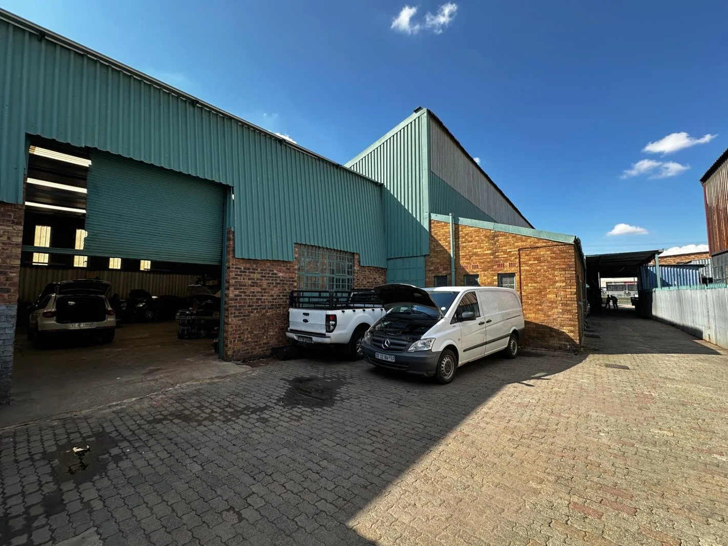 1 450 m² Industrial space in Anderbolt