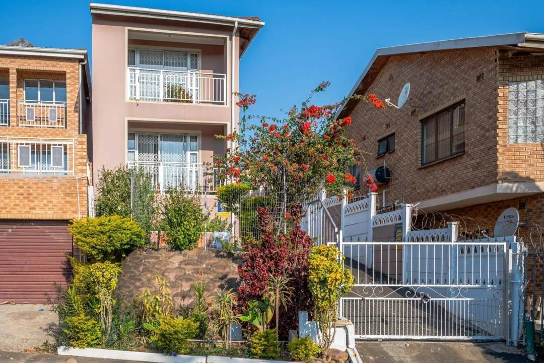 3 Bedroom House for sale in Phoenix Industrial