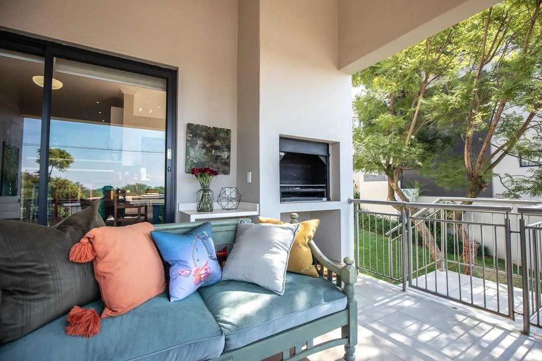 4 Bedroom Townhouse to rent in Waterkloof Park