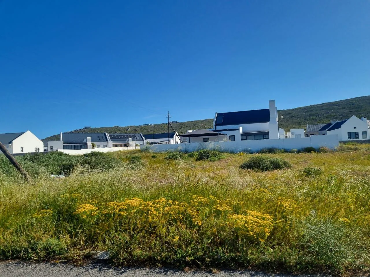 601 m² Land available in Harbour Lights