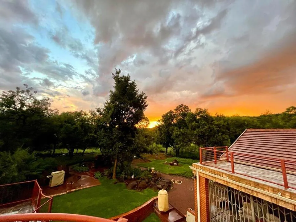 4 Bedroom House for sale in Buffelspoort Eco Estate
