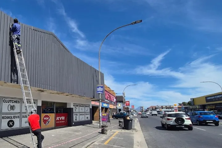 585 m² Commercial space in Townsend Estate