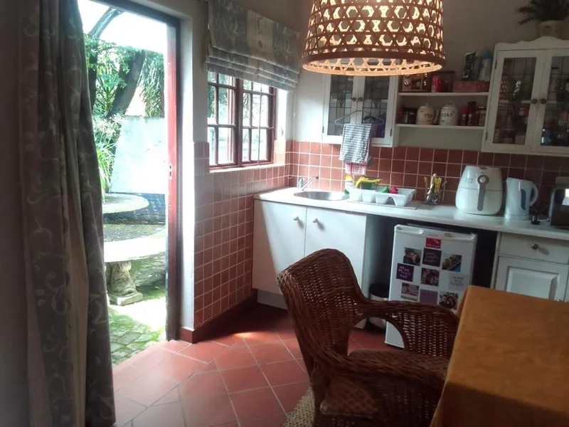 1 Bedroom House to rent in Paulshof