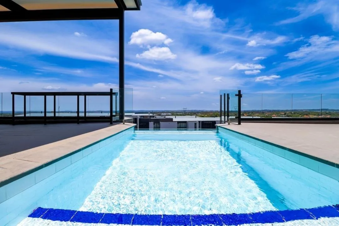 3 Bedroom Apartment / flat to rent in Midstream Estate
