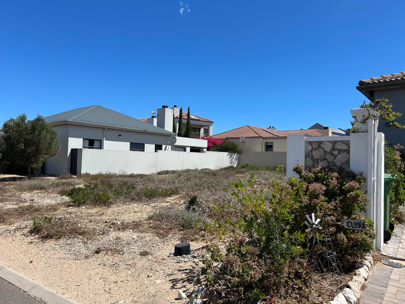 370 m² Land available in Calypso Beach