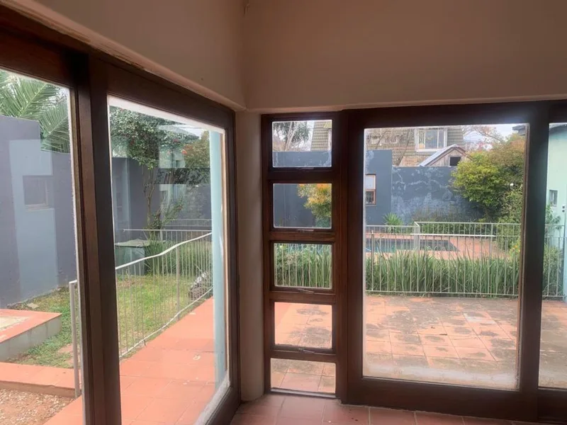 2 Bedroom House to rent in Westdene