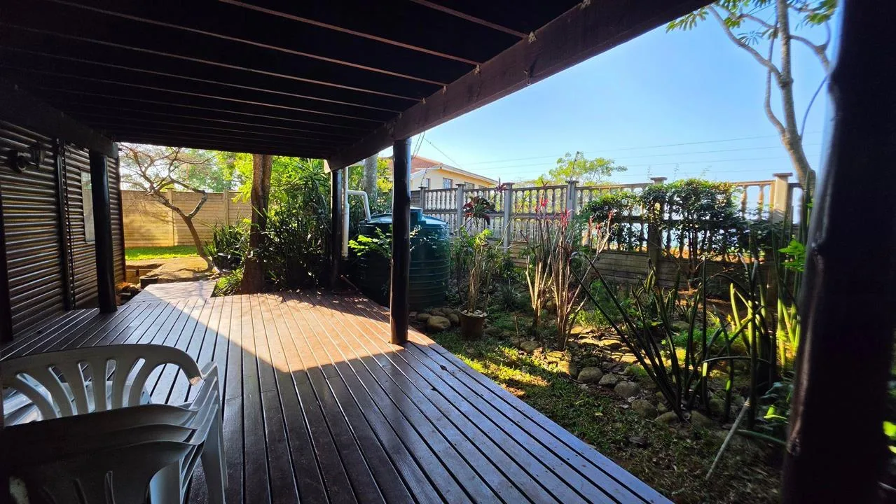 2 Bedroom House to rent in Marina Beach