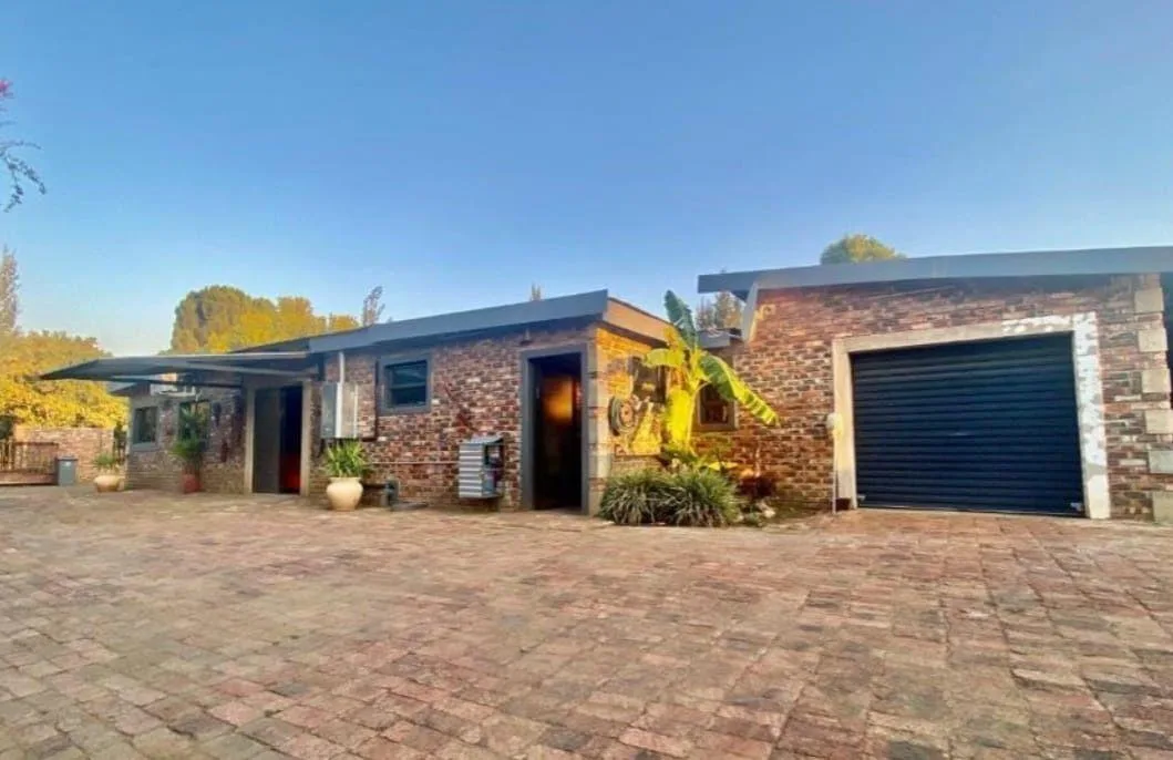 2 Bedroom House for sale in Miederpark