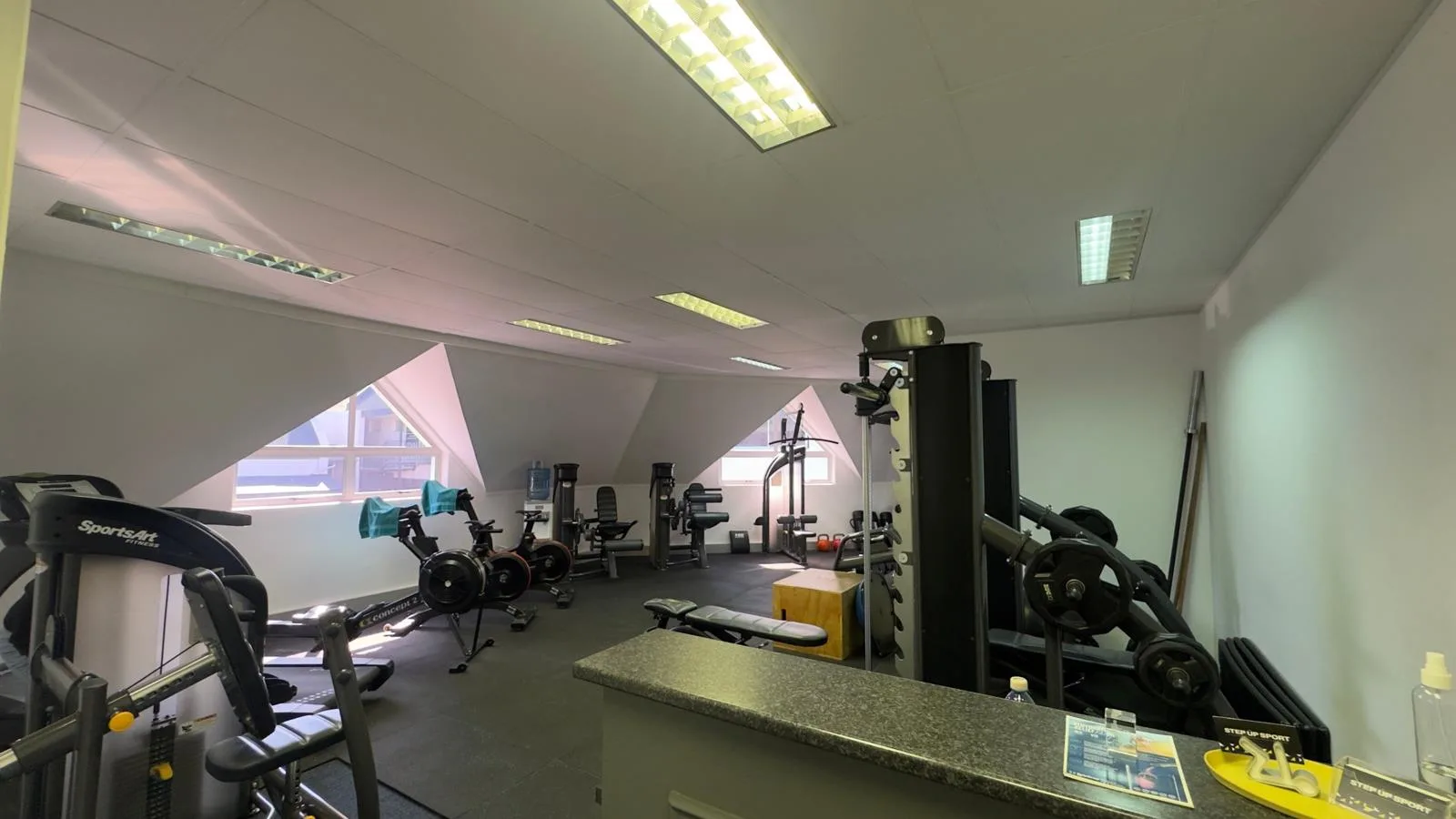 81 m² Commercial space in Somerset West Central