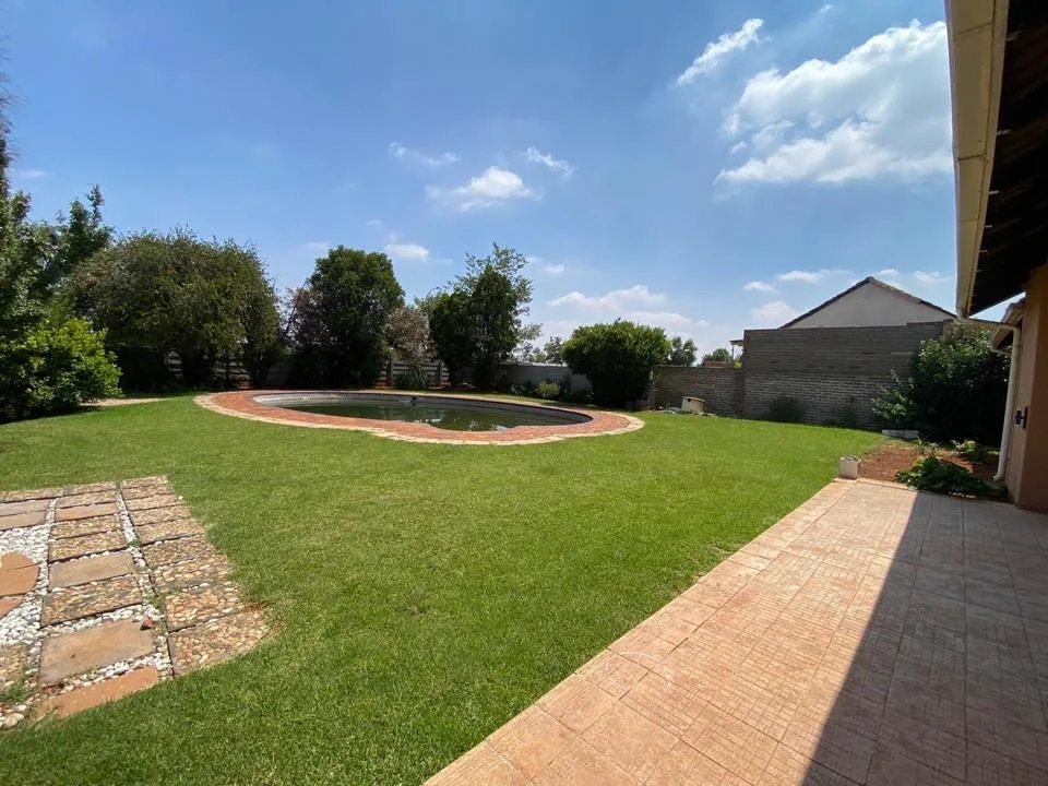 1 Bedroom House to rent in Rondebult