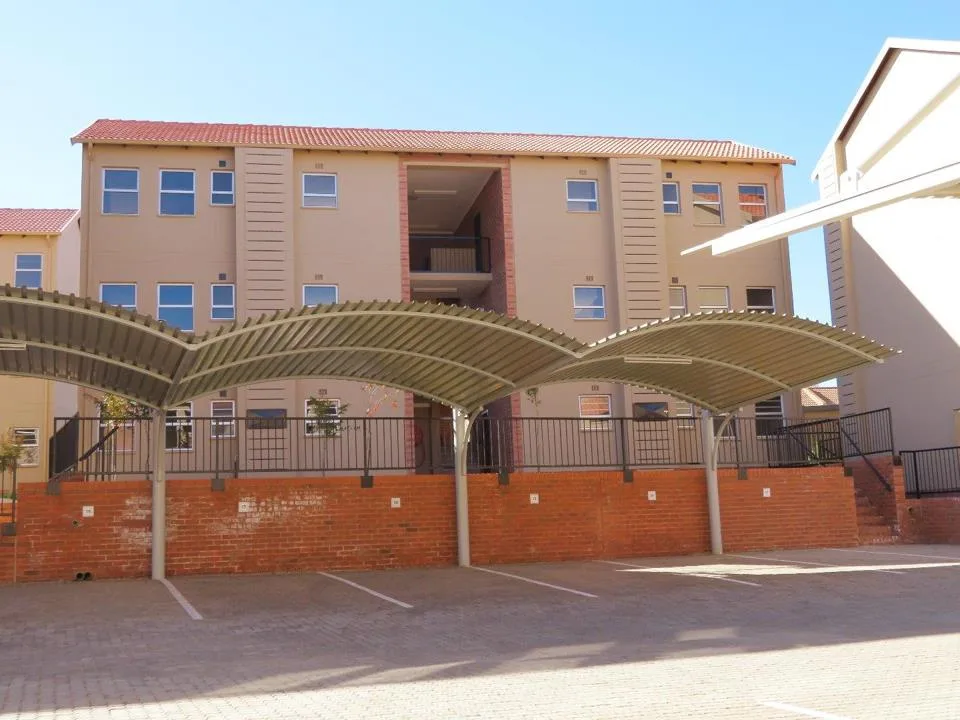 2 Bedroom Apartment / flat to rent in Kosmosdal