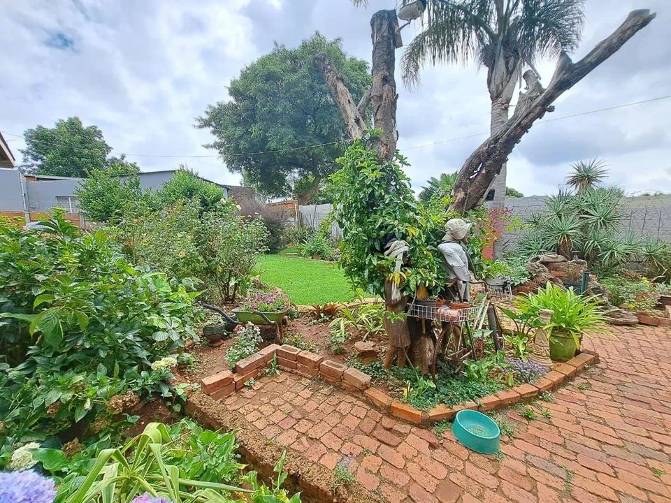 4 Bedroom House for sale in Derby
