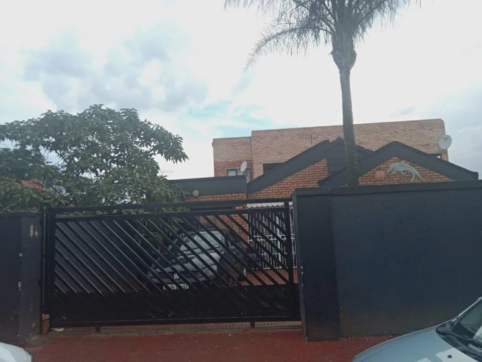 2 Bedroom Apartment / flat to rent in Eldorado Park