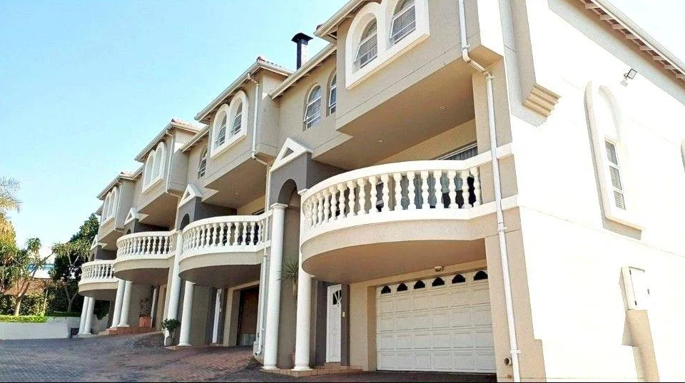 3 Bedroom Townhouse to rent in Bruma
