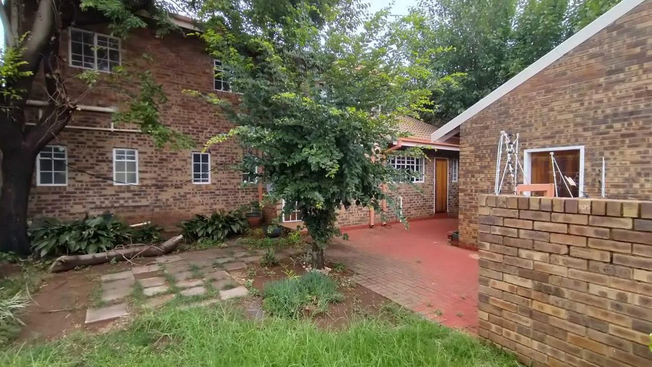 4 Bedroom Townhouse for sale in Flamwood