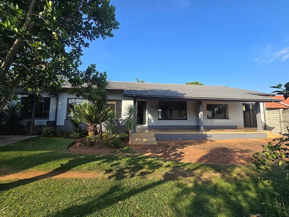 3 Bedroom House to rent in Magalieskruin