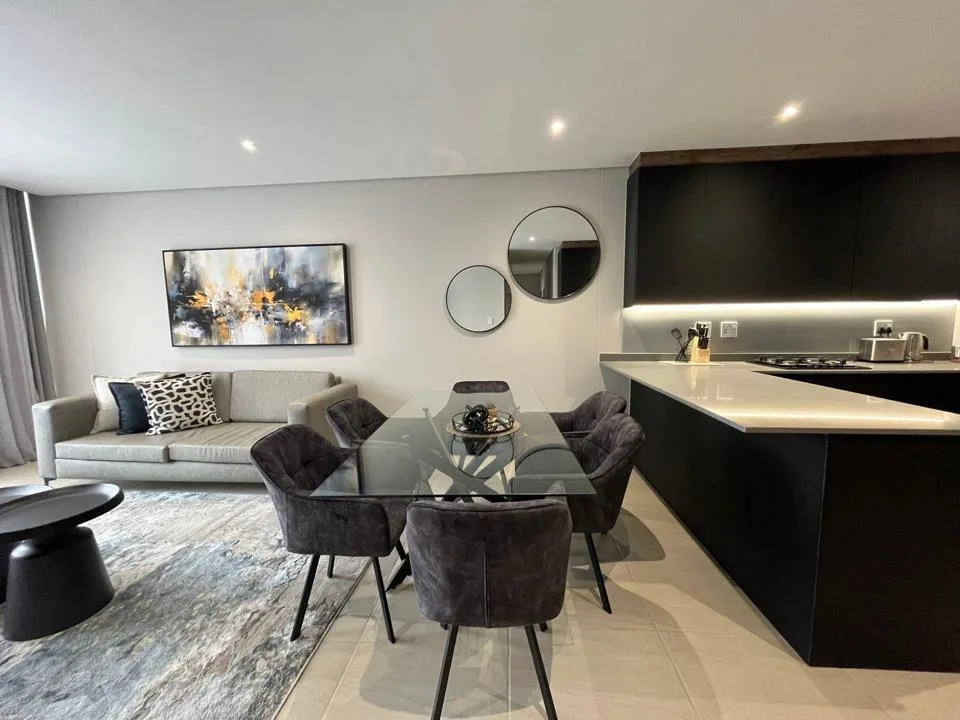 3 Bedroom Apartment / flat to rent in Morningside