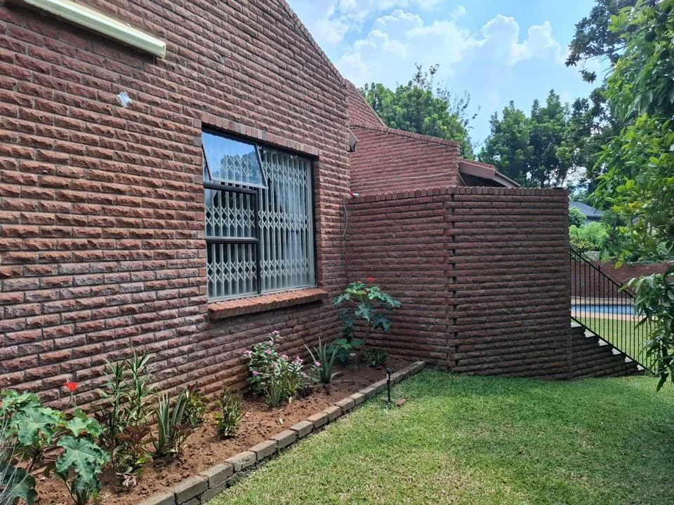 3 Bedroom House for sale in Safari Gardens