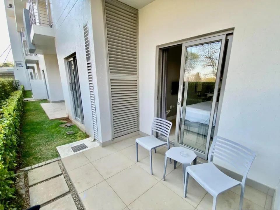 0.5 Bedroom Apartment / flat to rent in Rosebank