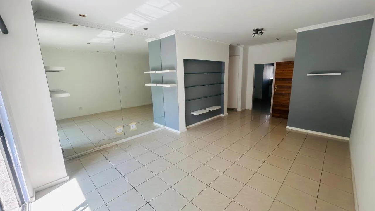 2 Bedroom Apartment / flat to rent in Hyde Park