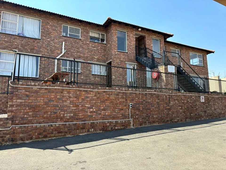 3 Bedroom Townhouse to rent in Alberton North