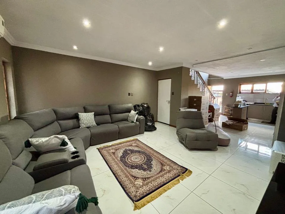 3 Bedroom Townhouse to rent in Randpark