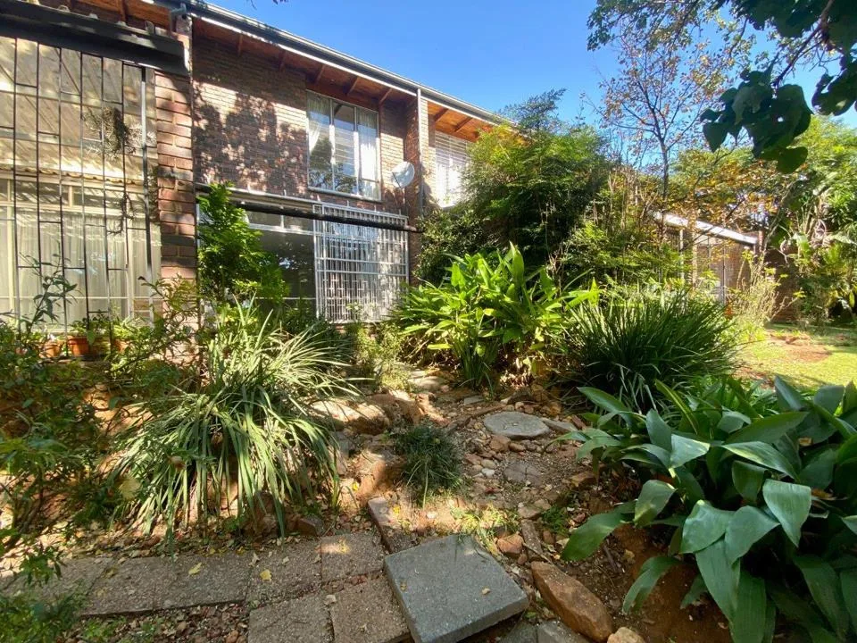 2 Bedroom Townhouse to rent in Queenswood