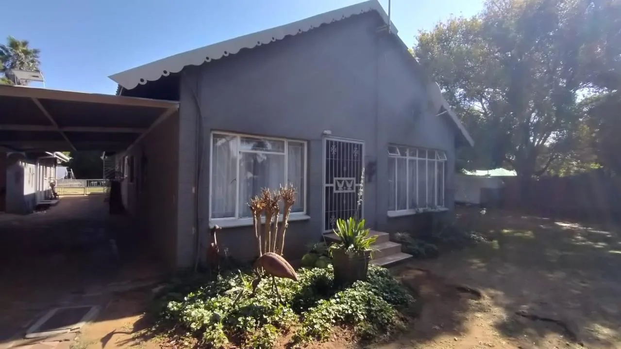 3 Bedroom House for sale in Flimieda