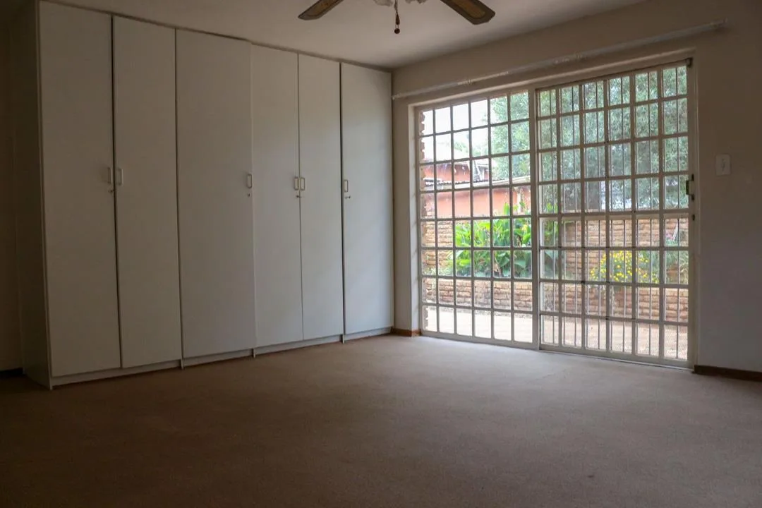 3 Bedroom Townhouse for sale in Die Bult